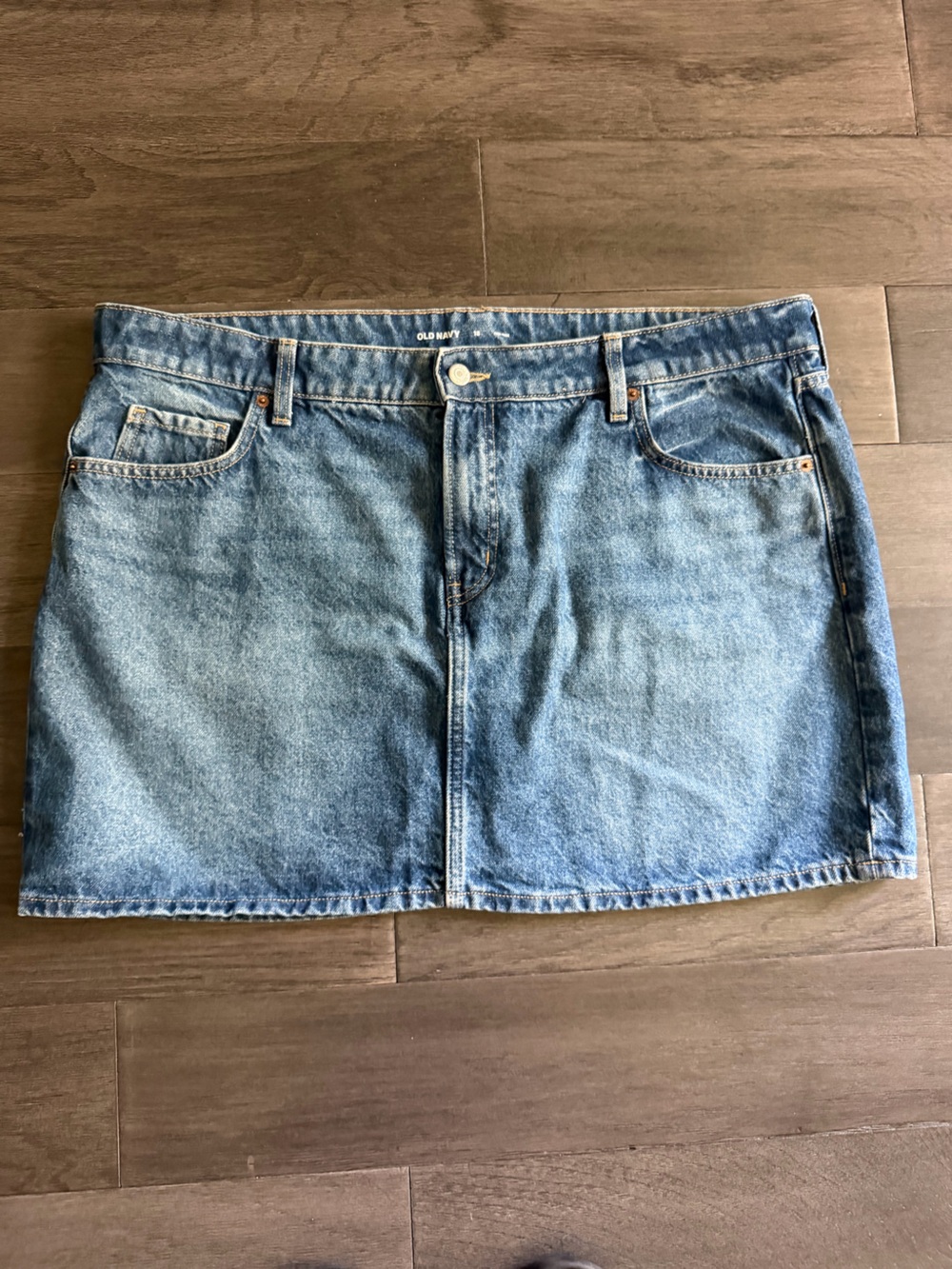 Old Navy Medium Wash Denim Skirt
